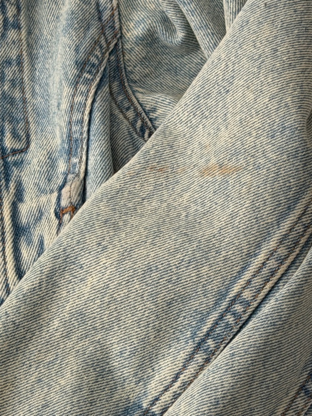 H&M Light Blue Washed Denim Jacket - Picture 6 of 6